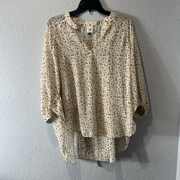 Cabi 8026 Blouse Top Womens M Beige Gather Baby Floral Print Semi Sheer Flowy - Picture 2 of 6